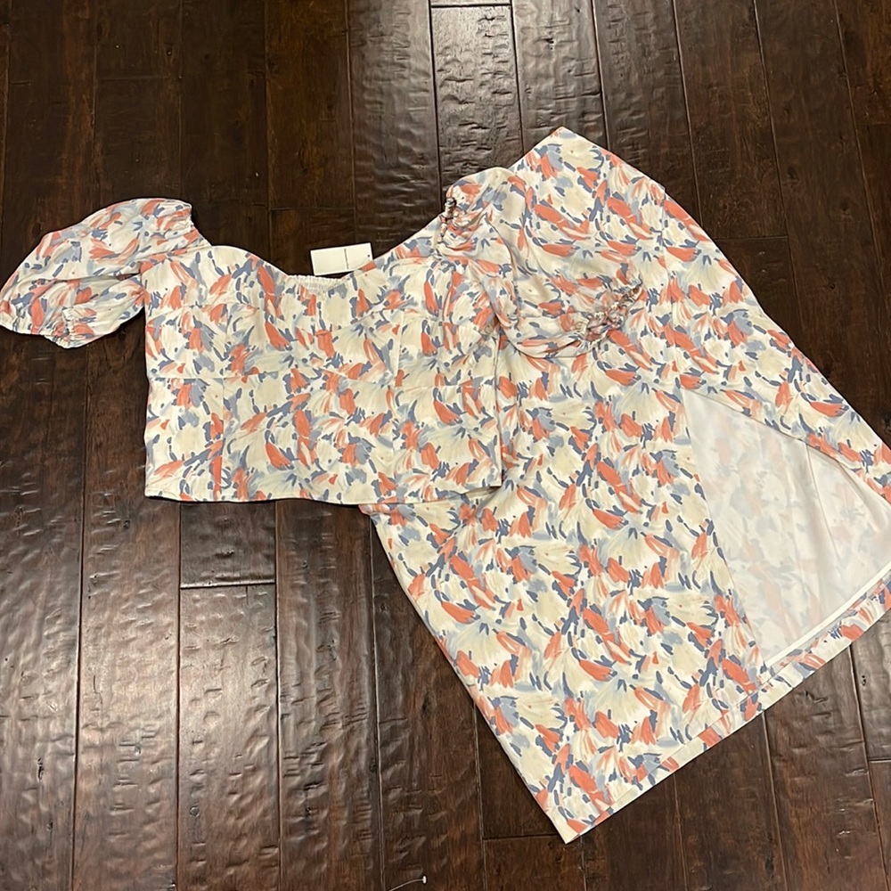 Brand new Abercrombie & Fitch top and skirt set